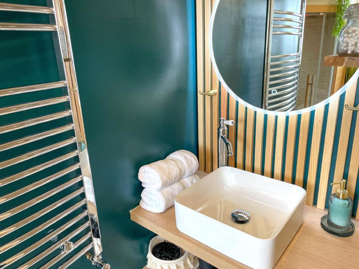 Votre Escale Boule D Or Sauna & Spa Niort Exterior photo