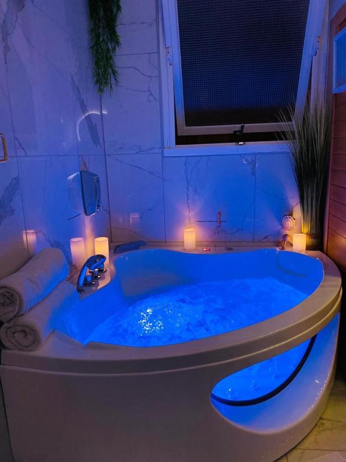 Votre Escale Boule D Or Sauna & Spa Niort Exterior photo